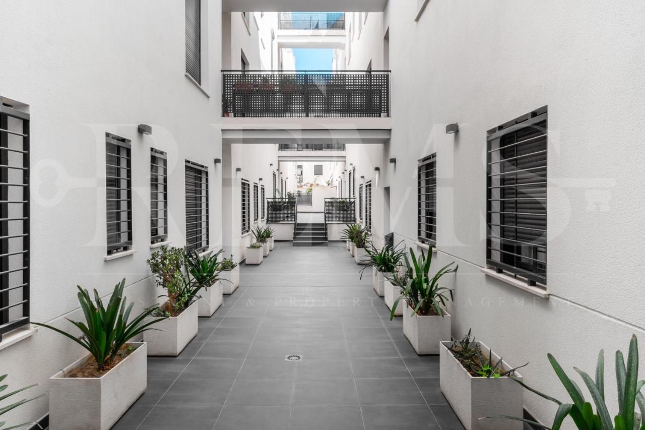 מאלגה Romantic Studio In The Center By Rems מראה חיצוני תמונה